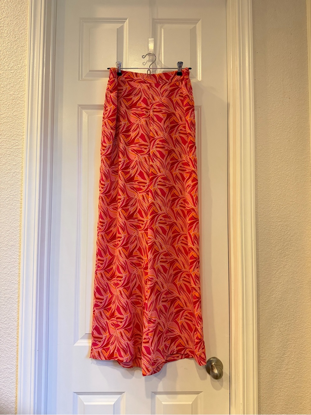 Ashley Park x RTR International Pink Tropical Print Wide-Leg Pants - Picture 4 of 11